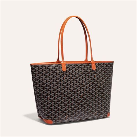 goyard dog travel bag|maison Goyard tote bag.